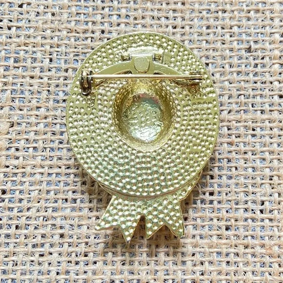 Straw hat bow brooch pin oval textured matte goldtone with pewter tone flowers - Picture 3 of 5